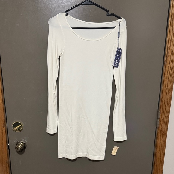 ELIETIAN Tops - Cream/Ivory Long Sleeve Tee- Tunic Length